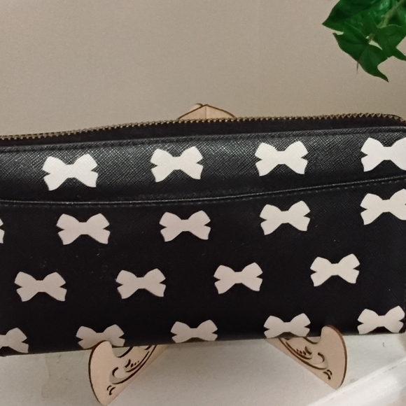 🖤🤍KATE SPADE Neda Nylon Continental large zip around wallet🤍🖤 EUC - Picture 2 of 6